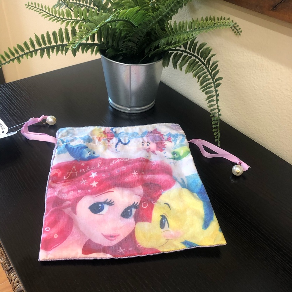 Ariel Drawstring Bag - Picture 5 of 6